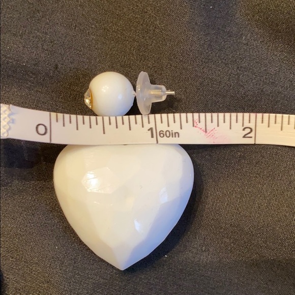 GIFTED TO @xonikkiox Heart Large White pierced earrings! Valentines Day!!! - Picture 6 of 7
